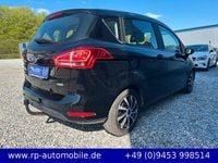 Second-hand Ford B-MAX Trend 101 CP (74 kW) 2017 Negru Monovolum