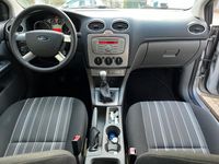 Gebraucht Ford Focus 116 PS (85 kW) 2009 Silber Kleinwagen
