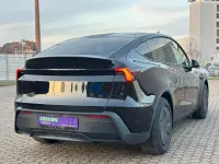 Usado Tesla Model Y Standard Range 219 kW (299 CV) 2025 Negro SUV