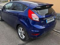 Gebraucht Ford Fiesta Titanium 125 PS (91 kW) 2015 Blau Limousine