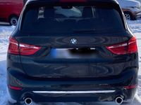 gebraucht BMW 218 d Luxury Line LED Pano Leder 8 fach