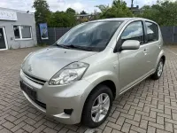 Gebraucht Daihatsu Sirion 91 PS (66 kW) 2009 Silber Kleinwagen