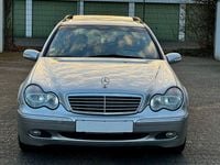 Gebraucht Mercedes C220 Elegance 143 PS (105 kW) 2002 Silber Limousine