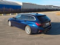 Gebraucht BMW 320 Sport Line 190 PS (139 kW) 2022 Blau Kombi