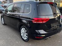Gebraucht VW Touran Highline 150 PS (110 kW) 2015 Schwarz Van / Kleinbus