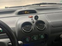 Gebraucht Renault Twingo 75 PS (55 kW) 2007 Blau Kleinwagen