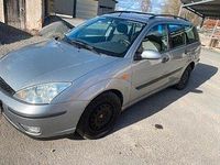 Gebraucht Ford Focus 100 PS (73 kW) 2003 Silber Kombi