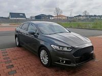 Gebraucht Ford Mondeo Titanium 150 PS (110 kW) 2015 Grau Limousine