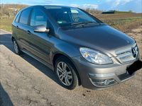 Gebraucht Mercedes B180 109 PS (80 kW) 2011 Grau Van / Kleinbus