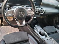 Gebraucht Mercedes CLA250 224 PS (164 kW) 2019 Schwarz Limousine