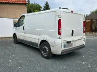 Gebraucht Opel Vivaro 90 PS (66 kW) 2010 Weiß Van / Kleinbus