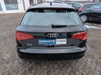 Gebraucht Audi A3 Sportback Attraction 110 PS (80 kW) 2016 Schwarz Kleinwagen