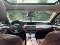 Gebraucht BMW 530 258 PS (189 kW) 2013 Grau Kombi
