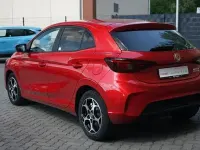 Neu MG MG3 Luxury 194 PS (142 kW) 2026 Rot Kleinwagen