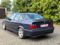 Gebraucht BMW 320 M Sport 150 PS (110 kW) 1993 Blau Limousine