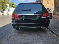 Gebraucht Mercedes E350 351 PS (258 kW) 2015 Schwarz Kombi