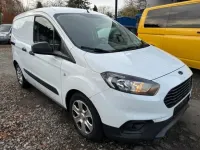 Gebraucht Ford Transit Courier 101 PS (74 kW) 2023 Frozen white Van
