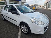 Gebraucht Renault Clio III 75 PS (55 kW) 2012 Weiß
