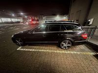 Gebraucht Mercedes E200 184 PS (135 kW) 2011 Schwarz Kombi