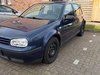 Gebraucht VW Golf IV 105 PS (77 kW) 2001 Blau Kleinwagen