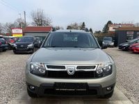 Gebraucht Dacia Duster Lauréate 110 PS (80 kW) 2010 Grün SUV