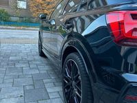 gebraucht Audi SQ2 SQ2TFSI quattro S tronic Optik Black Garantie
