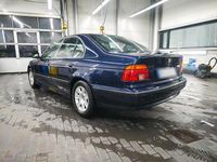 Gebraucht BMW 523 170 PS (125 kW) 1999 Blau Limousine