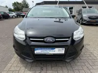 Gebraucht Ford Focus Trend 116 PS (85 kW) 2012 Schwarz Kombi
