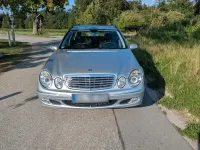 Gebraucht Mercedes E220 150 PS (110 kW) 2004 Silber Kombi