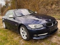 Gebraucht BMW 330 Cabriolet 245 PS (180 kW) 2012 Blau Cabrio