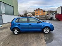Gebraucht VW Polo 64 PS (47 kW) 2004 Blau Limousine