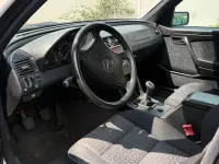 Gebraucht Mercedes C180 122 PS (89 kW) 1995 Grau Limousine