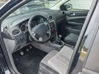 Gebraucht Ford Focus 90 PS (66 kW) 2011 Schwarz Limousine