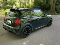 Gebraucht Mini John Cooper Works 231 PS (169 kW) 2021 Grün Kleinwagen