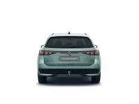 Gebraucht VW Passat R-line 177 PS (130 kW) 2025 U7 maripositgrün metallic Kombi