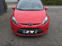 Gebraucht Ford Fiesta 60 PS (44 kW) 2011 Rot Kleinwagen