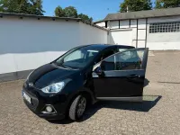 Gebraucht Hyundai i10 67 PS (49 kW) 2017 Schwarz Kleinwagen