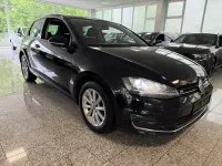 Gebraucht VW Golf VII LOUNGE 110 PS (80 kW) 2015 Schwarz, metallic Kleinwagen
