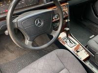 Gebraucht Mercedes 280 193 PS (141 kW) 1995 Grün Kombi