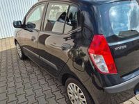 Gebraucht Hyundai i10 67 PS (49 kW) 2009 Schwarz Kleinwagen