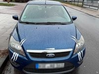 Gebraucht Ford Focus 100 PS (73 kW) 2008 Blau Kleinwagen