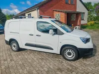 Używany Opel Combo 102 KM (75 kW) 2021 Biały Minivan