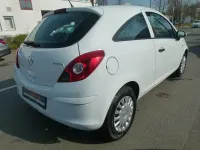 Gebraucht Opel Corsa Selection 69 PS (50 kW) 2013 Weiß Kleinwagen