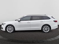 Neu Skoda Superb Selection 204 PS (150 kW) 2026 Weiß Kombi