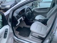 Gebraucht Mercedes A170 116 PS (85 kW) 2007 Polarsilber  metalliclack Kleinwagen