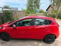 Gebraucht Ford Fiesta 97 PS (71 kW) 2011 Rot Limousine