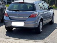 Second-hand Opel Astra 105 CP (77 kW) 2006 Albastru Berlinǎ