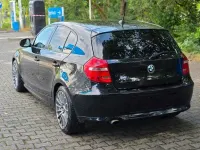 Gebraucht BMW 116 116 PS (85 kW) 2010 Schwarz Kleinwagen