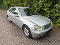 Second-hand Mercedes C220 143 CP (105 kW) 2001 Argintiu Berlinǎ