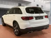 Gebraucht Mercedes GLC300e Night 320 PS (235 kW) 2021 Weiß SUV